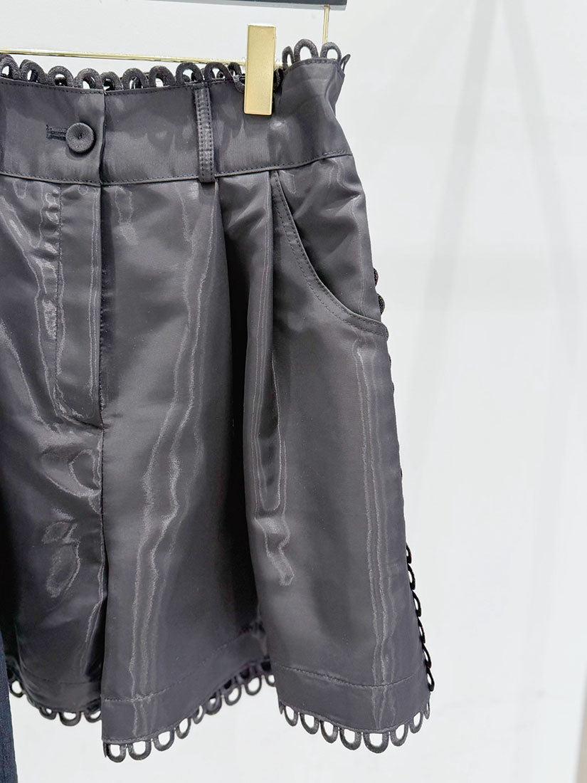 Lace Edge Shiny Pleated Shorts