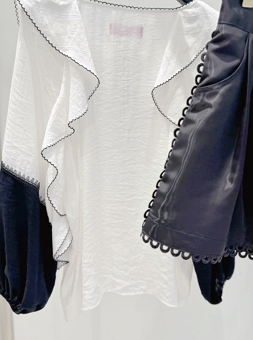 Lace Edge Shiny Pleated Shorts