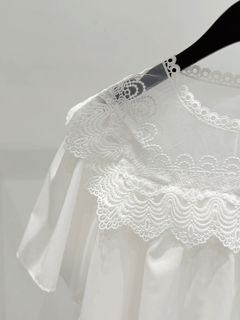 Lace Yoke Trim Short Sleeve Top