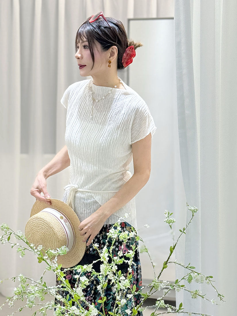Mock Neck Sleeveless Wrinkle Top With Waist Belt (2 Colours)