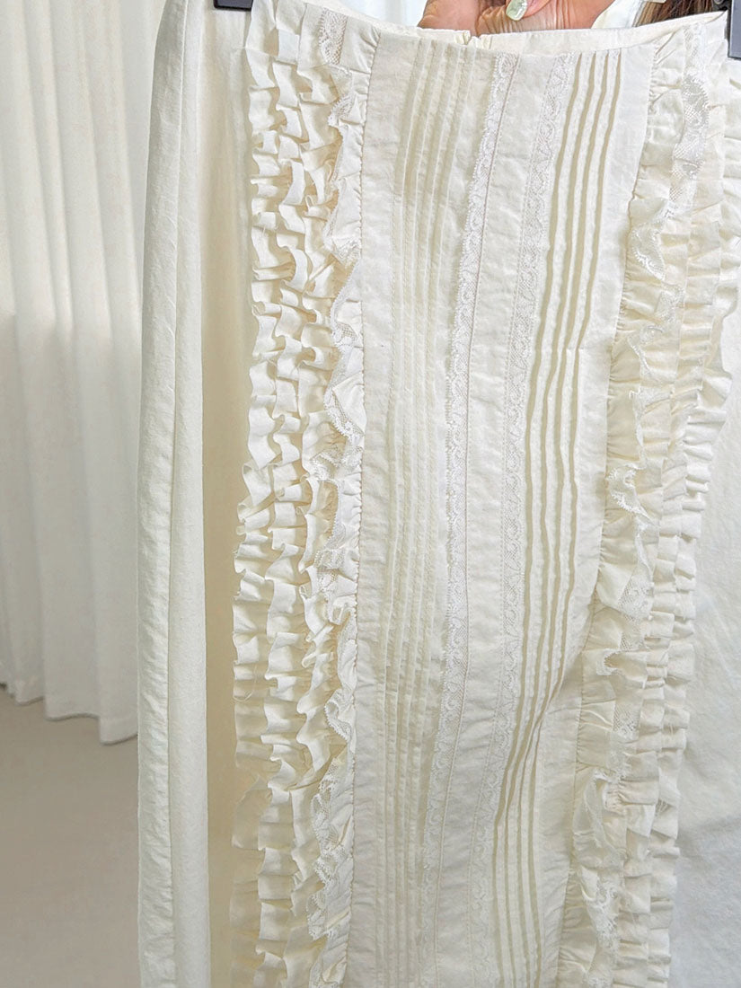 Lace Trim Ruffle Pin-Tuck Front Skirt (2 Colours)