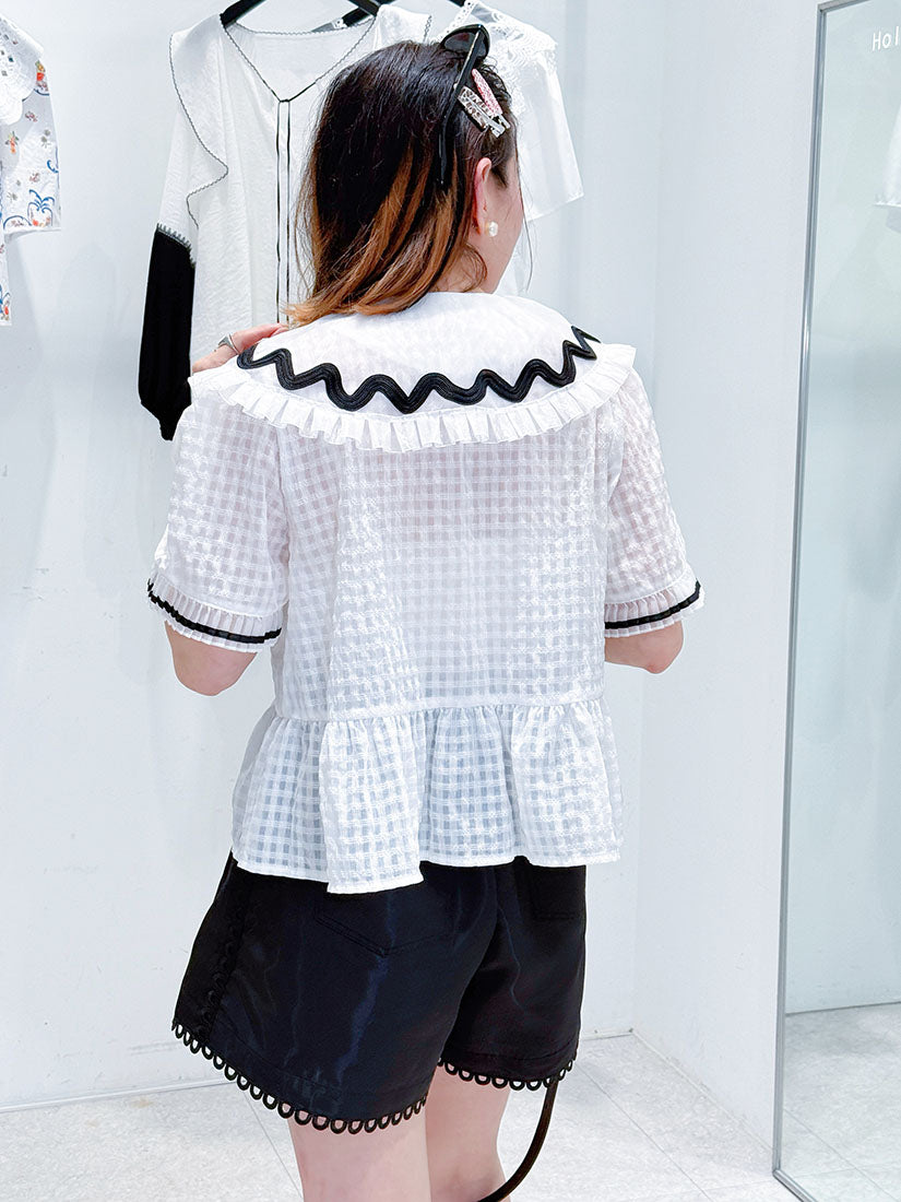 Wave Pleated Hem Top