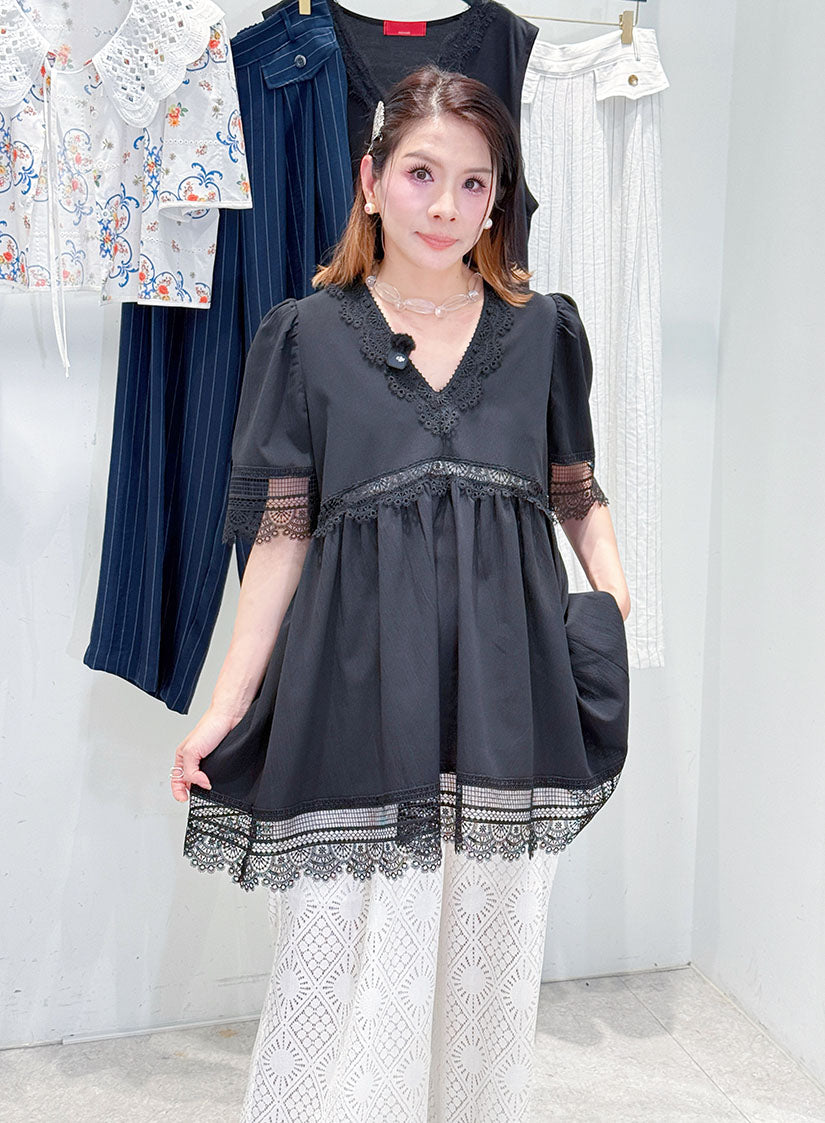 Lace Trim Ruched V Neck Tunic Top (2 Colours)