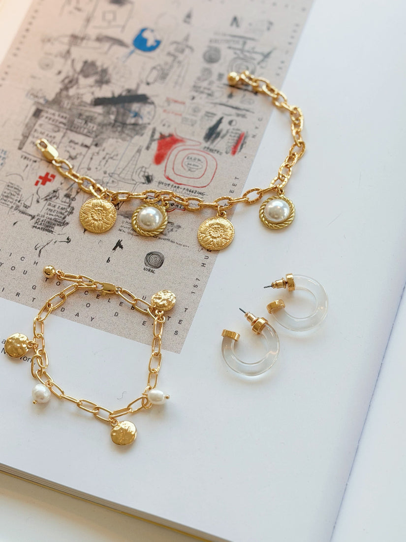Pearl Charm Golden Bracelet (2 Styles)