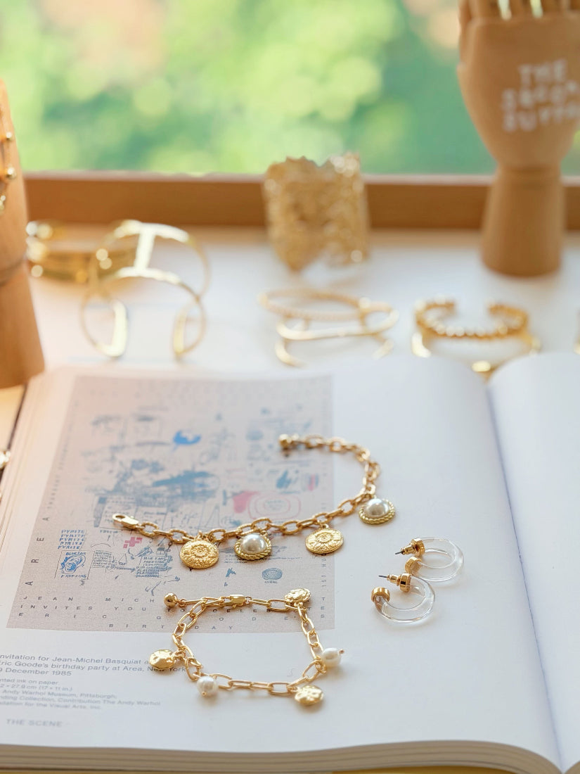 Pearl Charm Golden Bracelet (2 Styles)