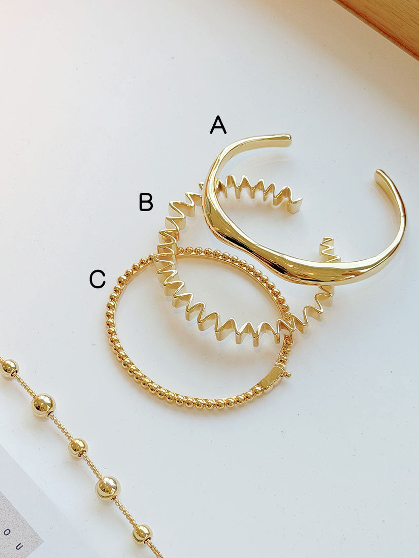 Delicate Golden Bangle (3 Styles)