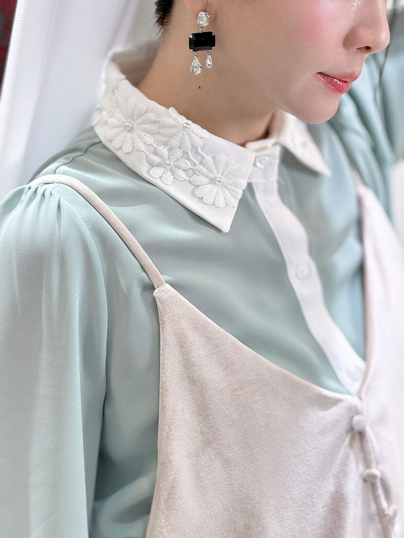 Pearl Lace Collar Blouse (2 Colours)