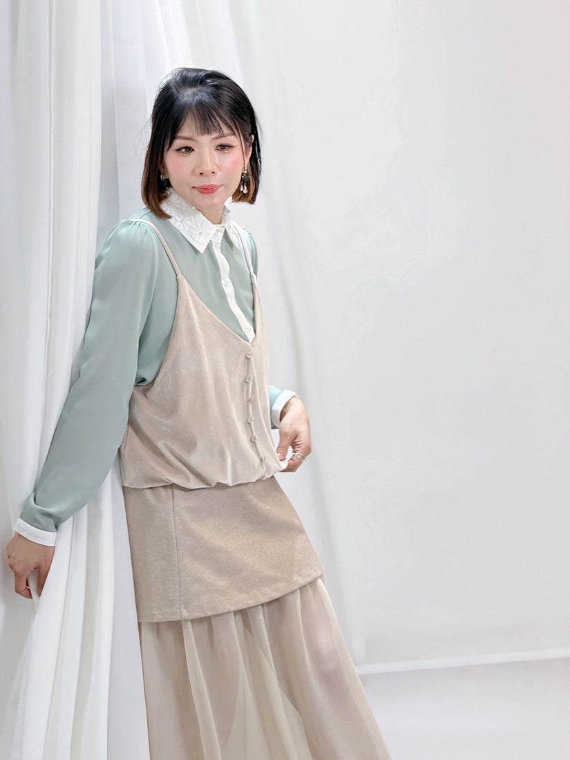 Pearl Lace Collar Blouse (2 Colours)