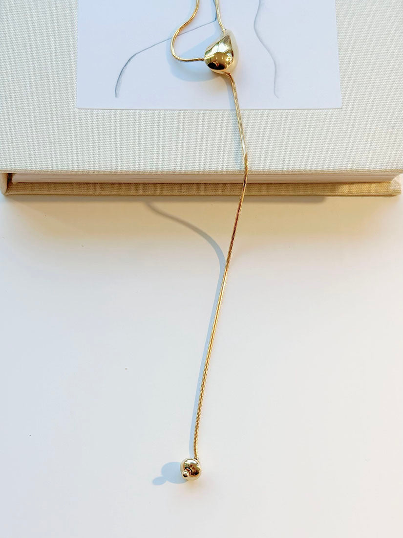 Fluid contour Necklace