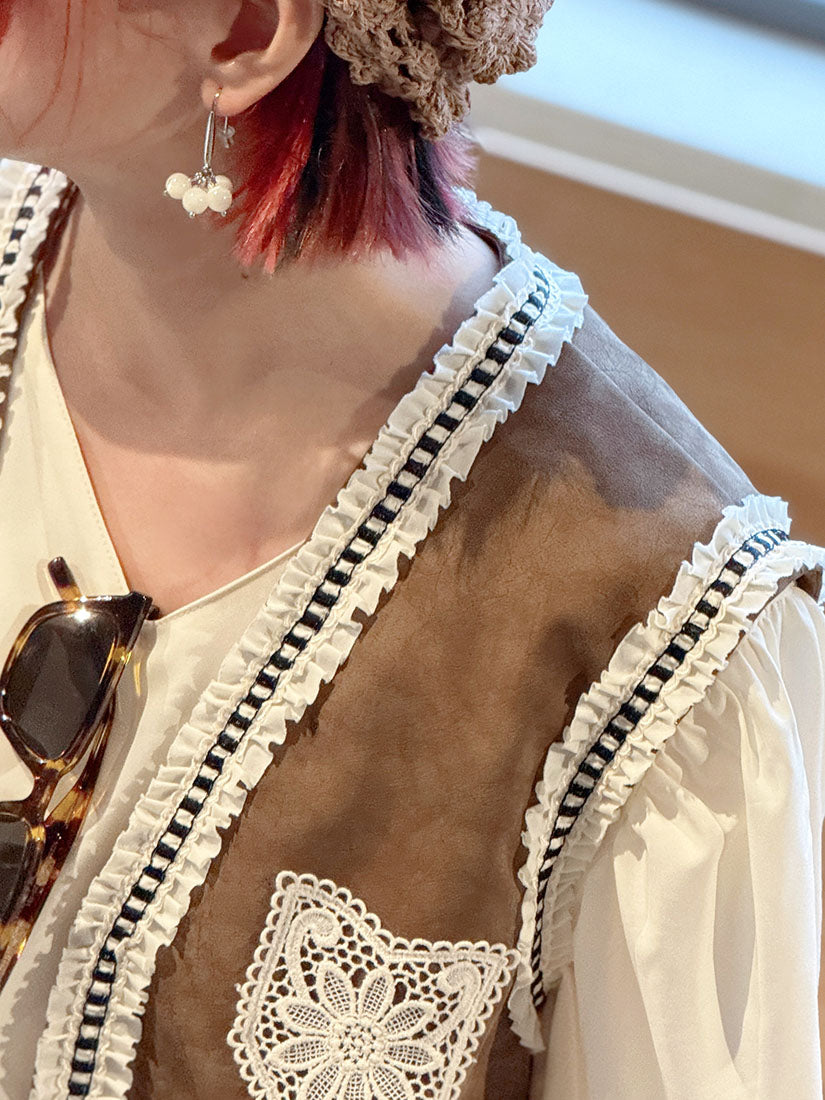 Lace Pocket Patched Suede Vest