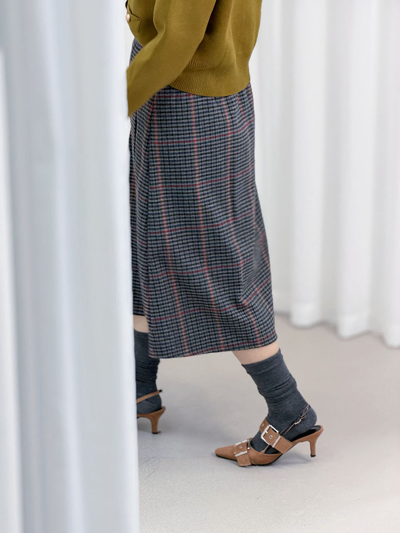 Horsebit Detailed Glen Check Pleated Skirt (2 Colours)