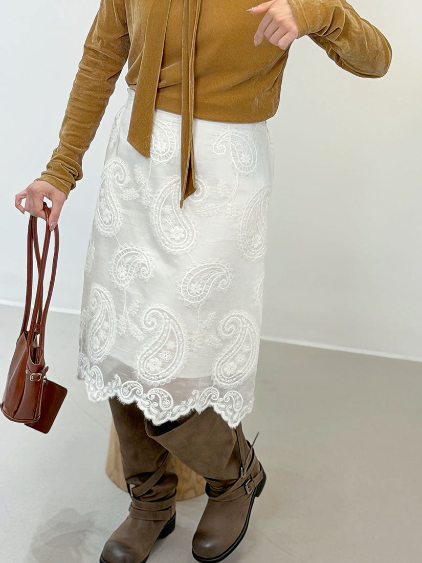 Paisley Embroidered Scalloped Hem Skirt (2 Colours)