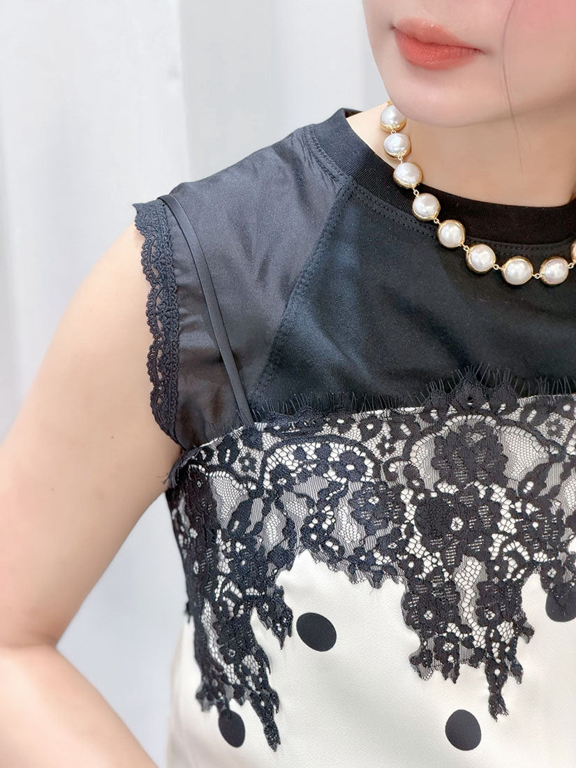 Golden Rimmed Coin Pearl Necklace