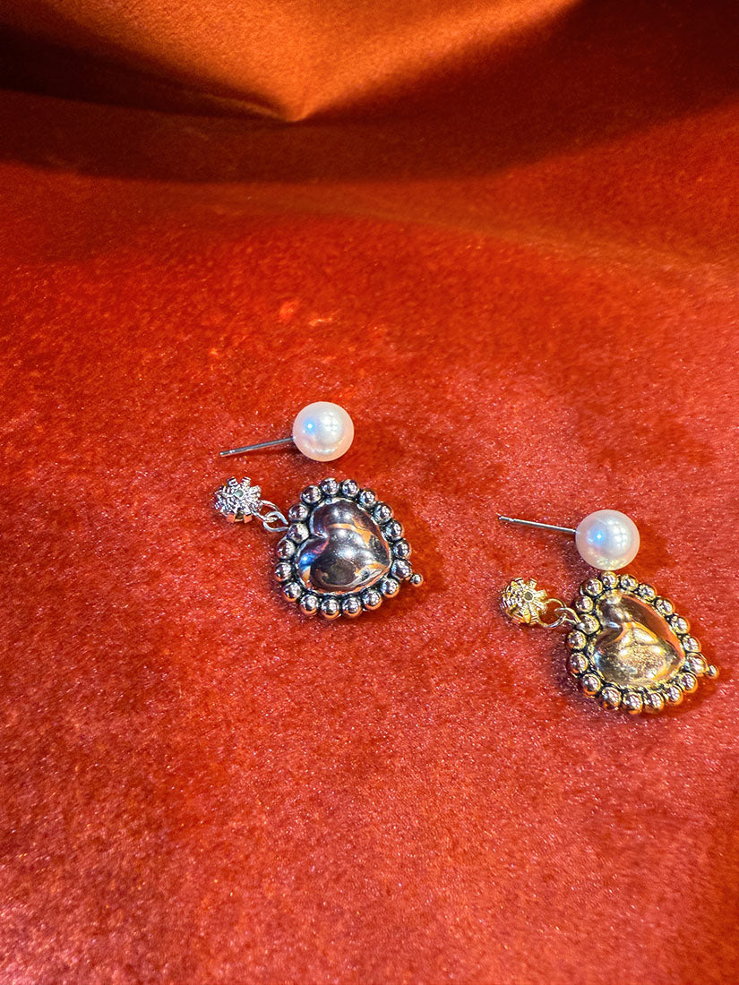 Metallic Heart Pearl Earrings (2 Colours)