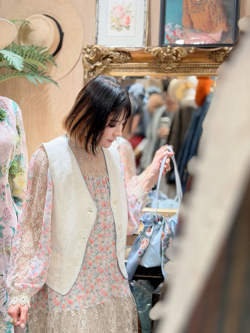 Blanket Stitch Edge Embroidered Vest Jacket (2 Colours)