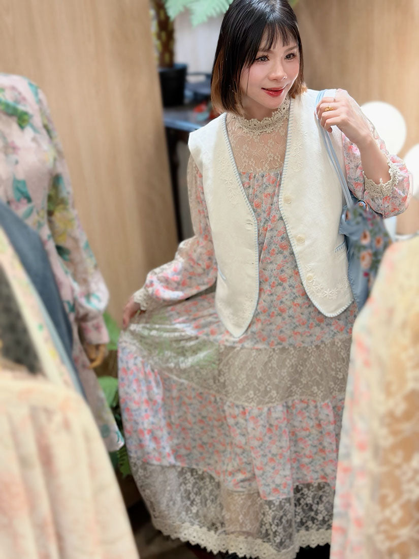 Blanket Stitch Edge Embroidered Vest Jacket (2 Colours)