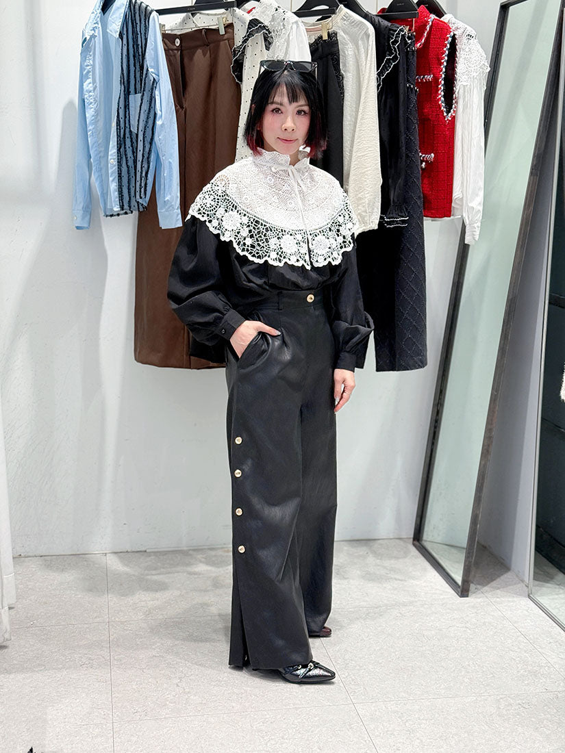 Lace Collar Ruffle Blouse (2 Colours)