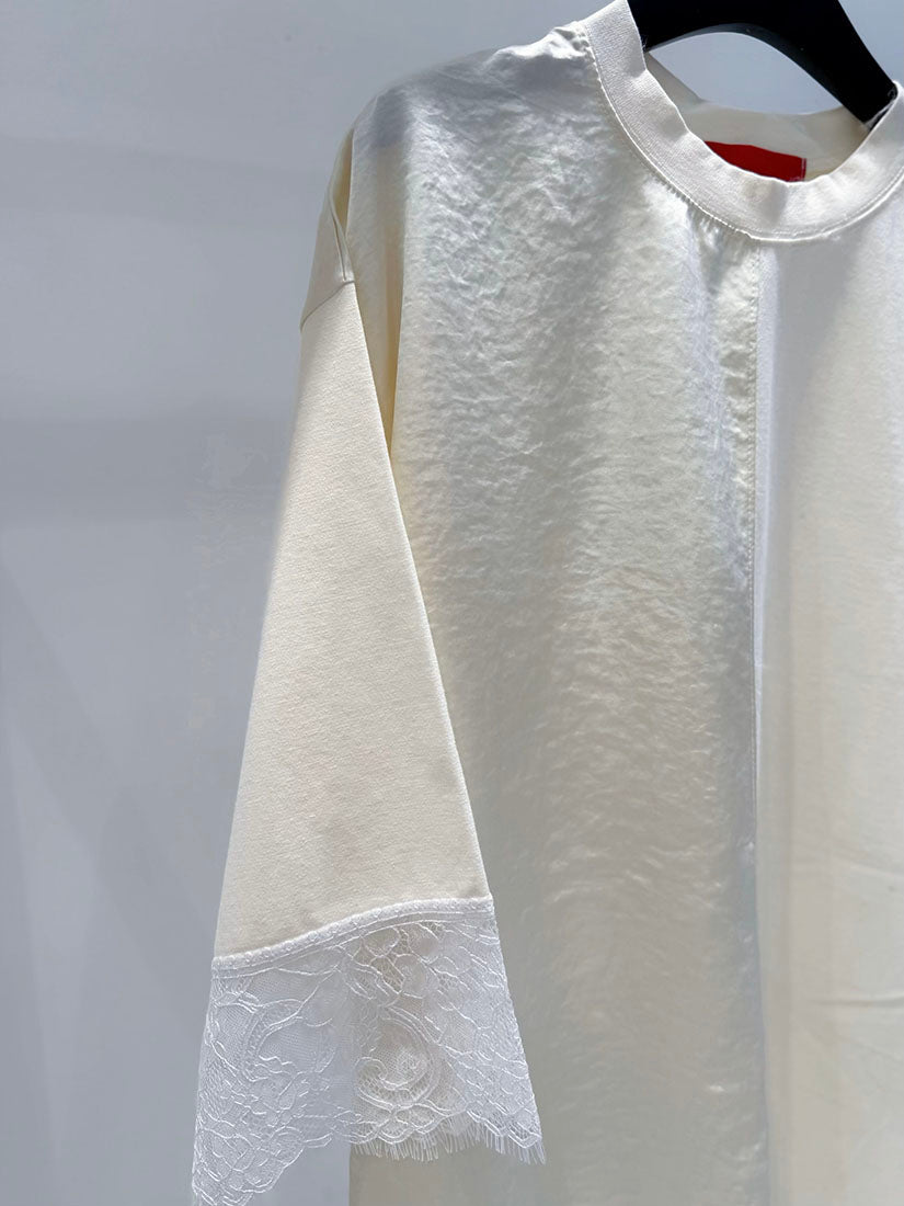 Asymmetric Lace Trim Hem Top (2 Colours)