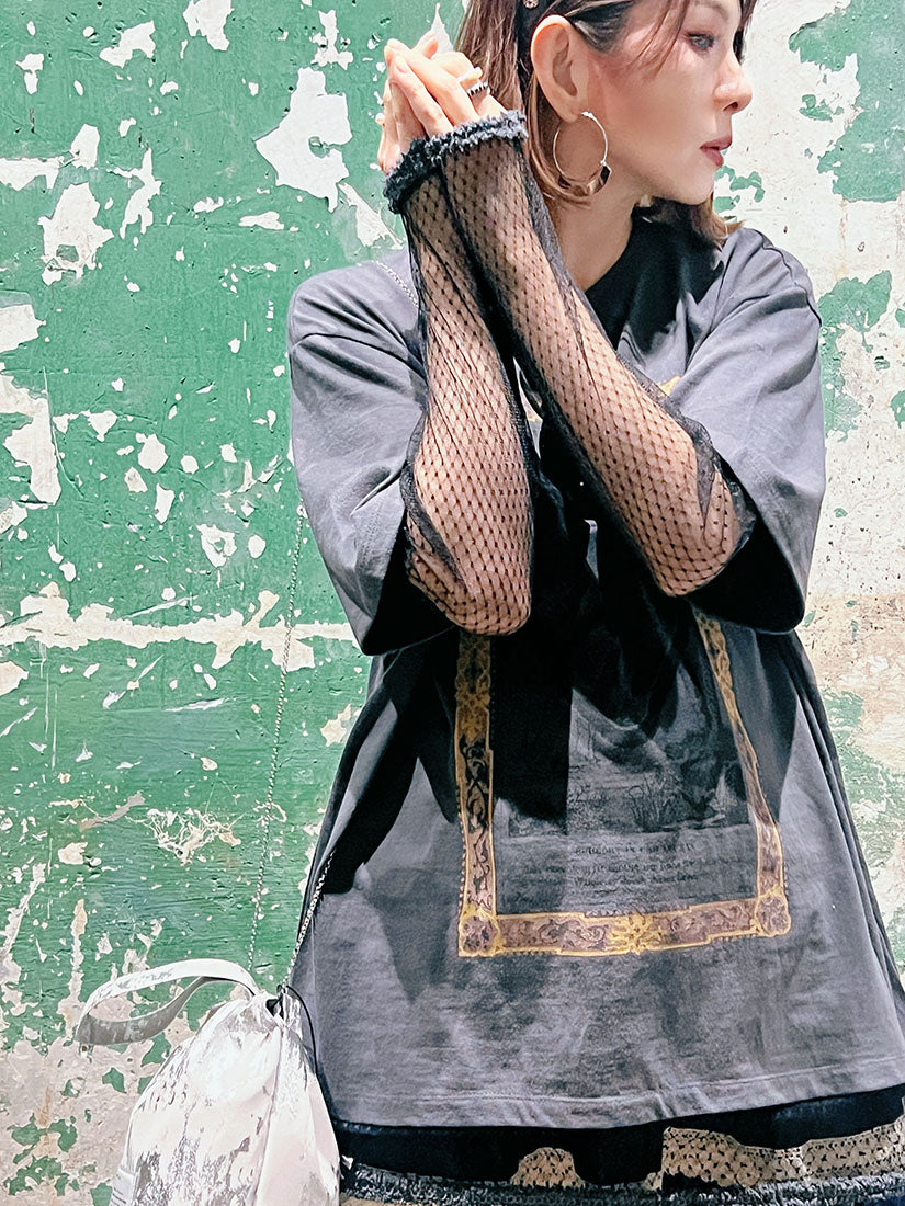 Antique Mesh Lace Trim Sleeve Print Tee (2 Colours)