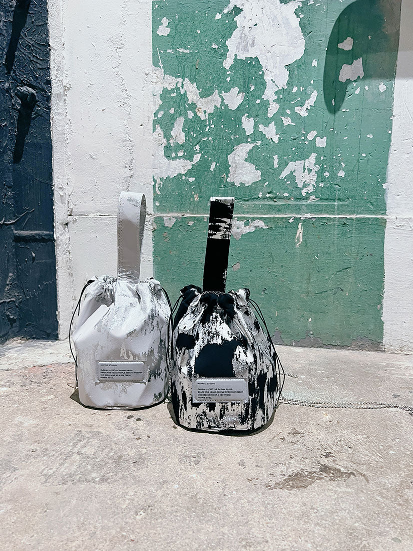 Metallic Paint Bucket Bag (2 Colours)