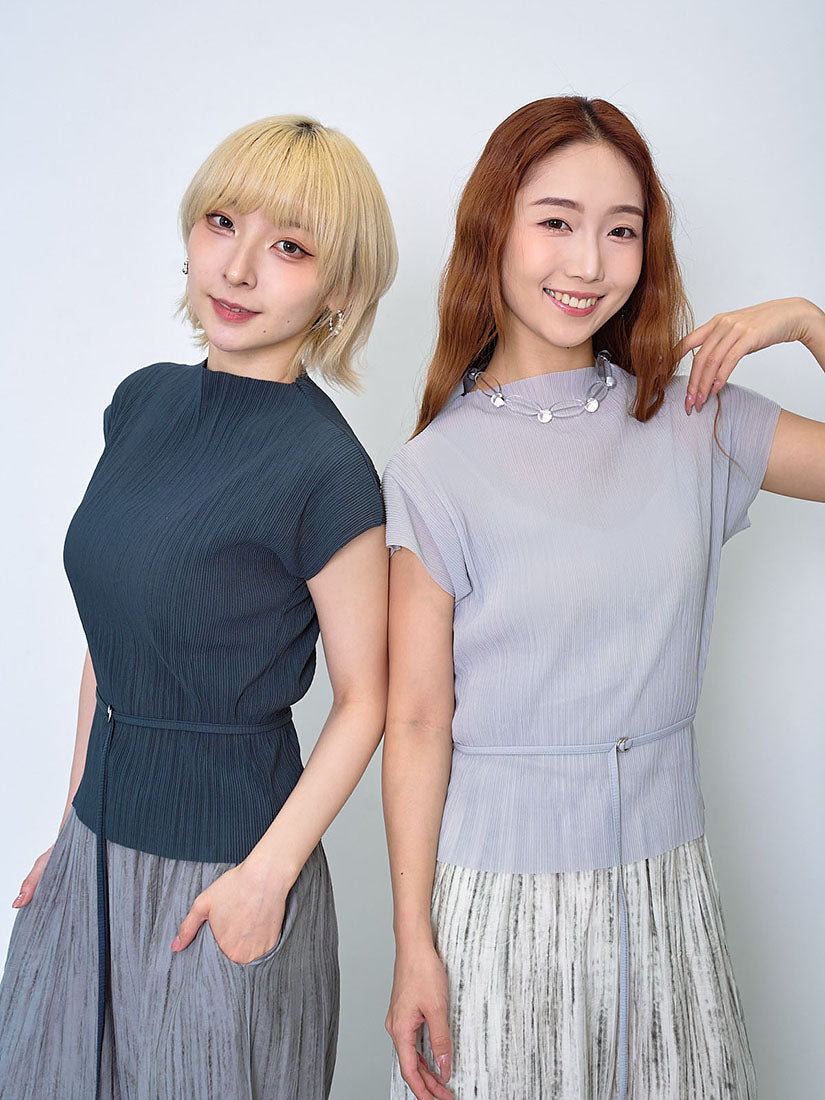 Belted Wrinkle Pleat Mock Neck Top (2 Colours)