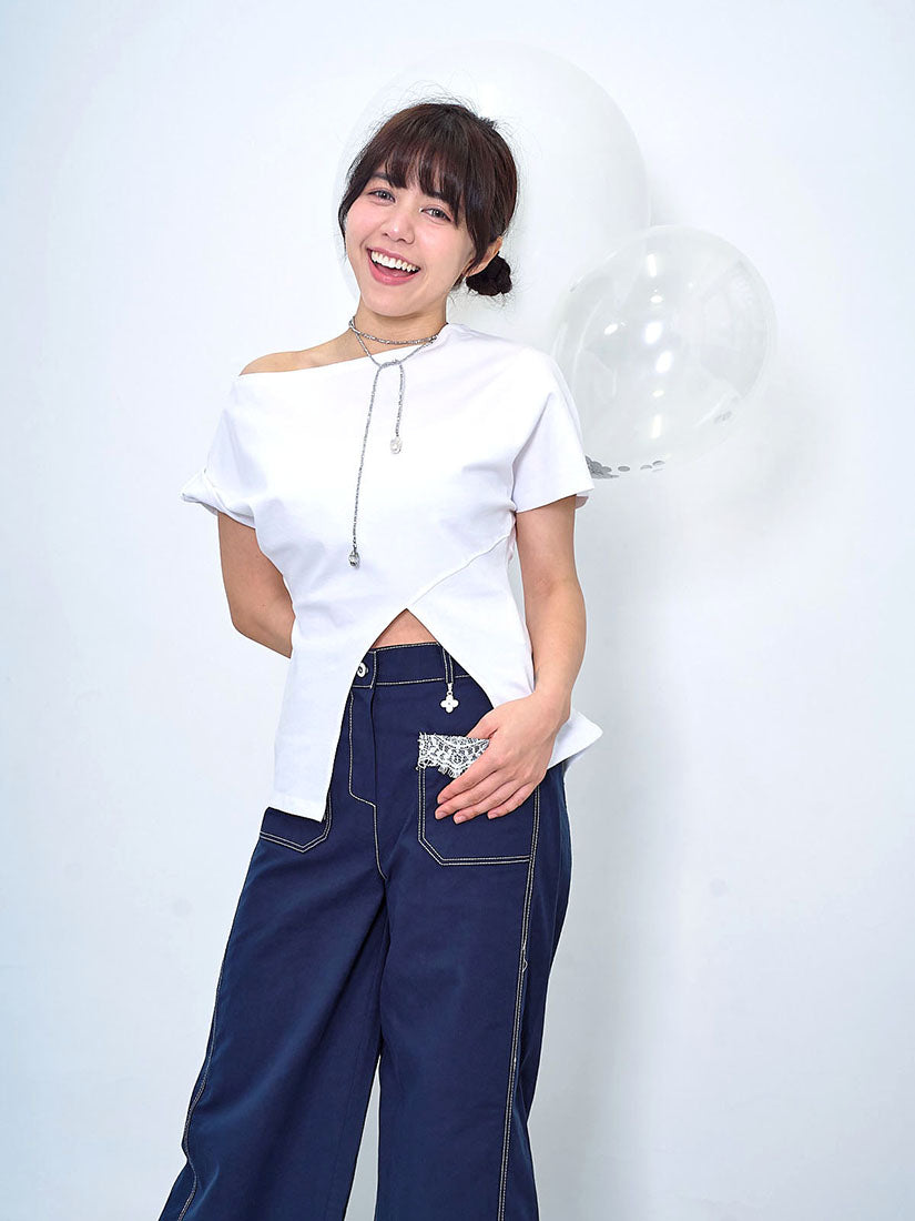 Boat Neck Middle Slit Top (2 Colours)