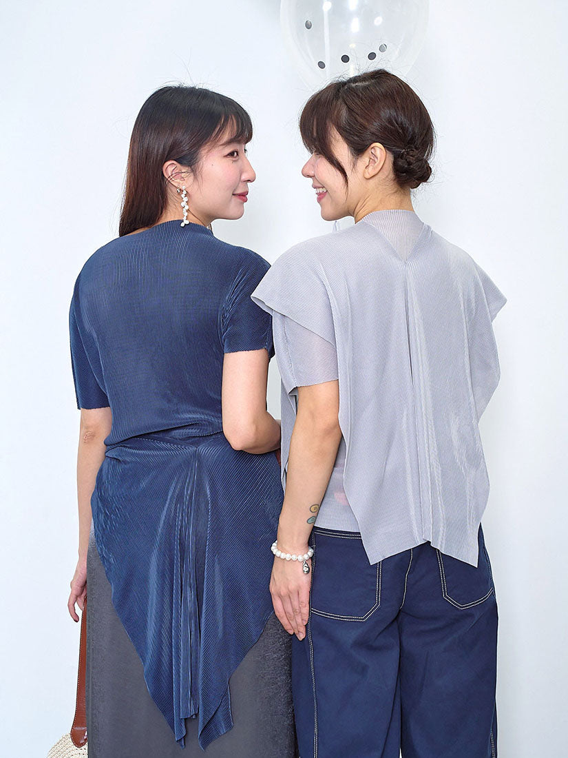 Pleats Mock Neck Top With Scarf (2 Colours)