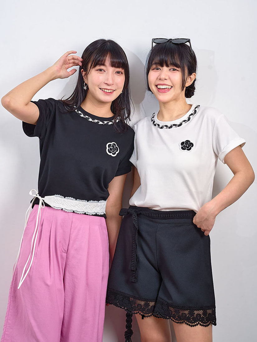 Neck Trim Camelia Applique Tee (2 Colours)