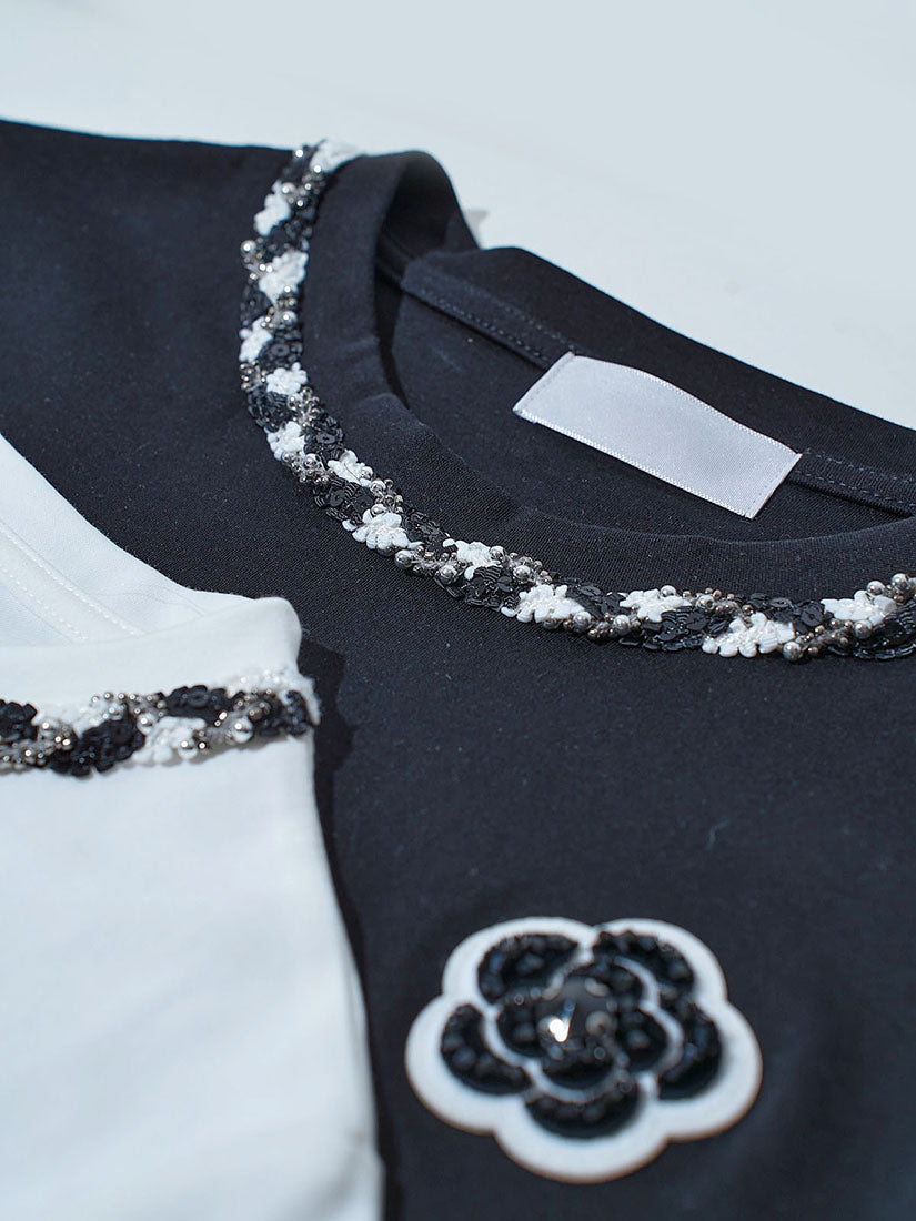 Neck Trim Camelia Applique Tee (2 Colours)