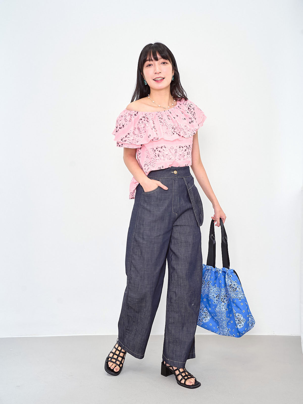 Pouch Pocket Denim Pants
