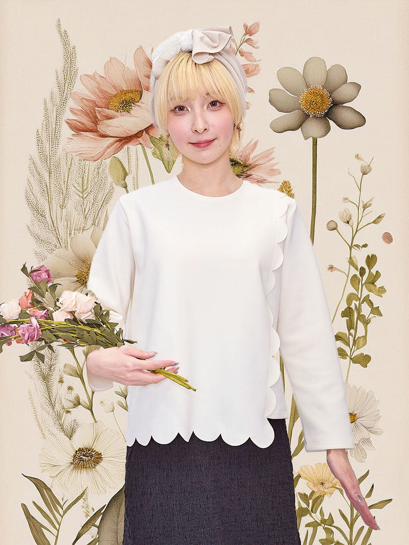 Scallop Edge Detailed Top (2 Colours)