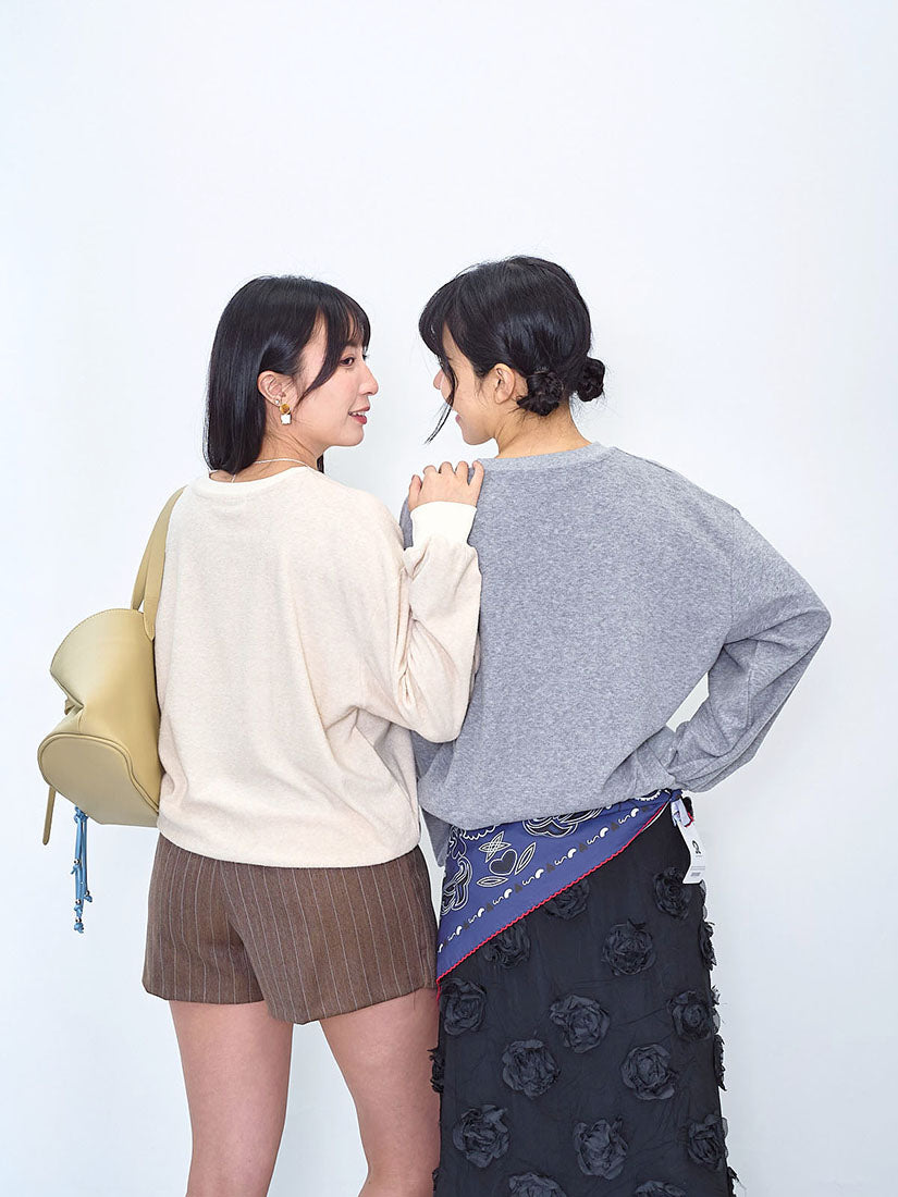 Lace Pocket Sweatshirt (2 Colours)