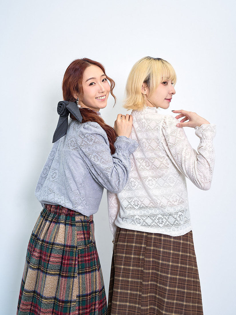 Smocking Mock Neck Brushed Lace Top (2 Colours)