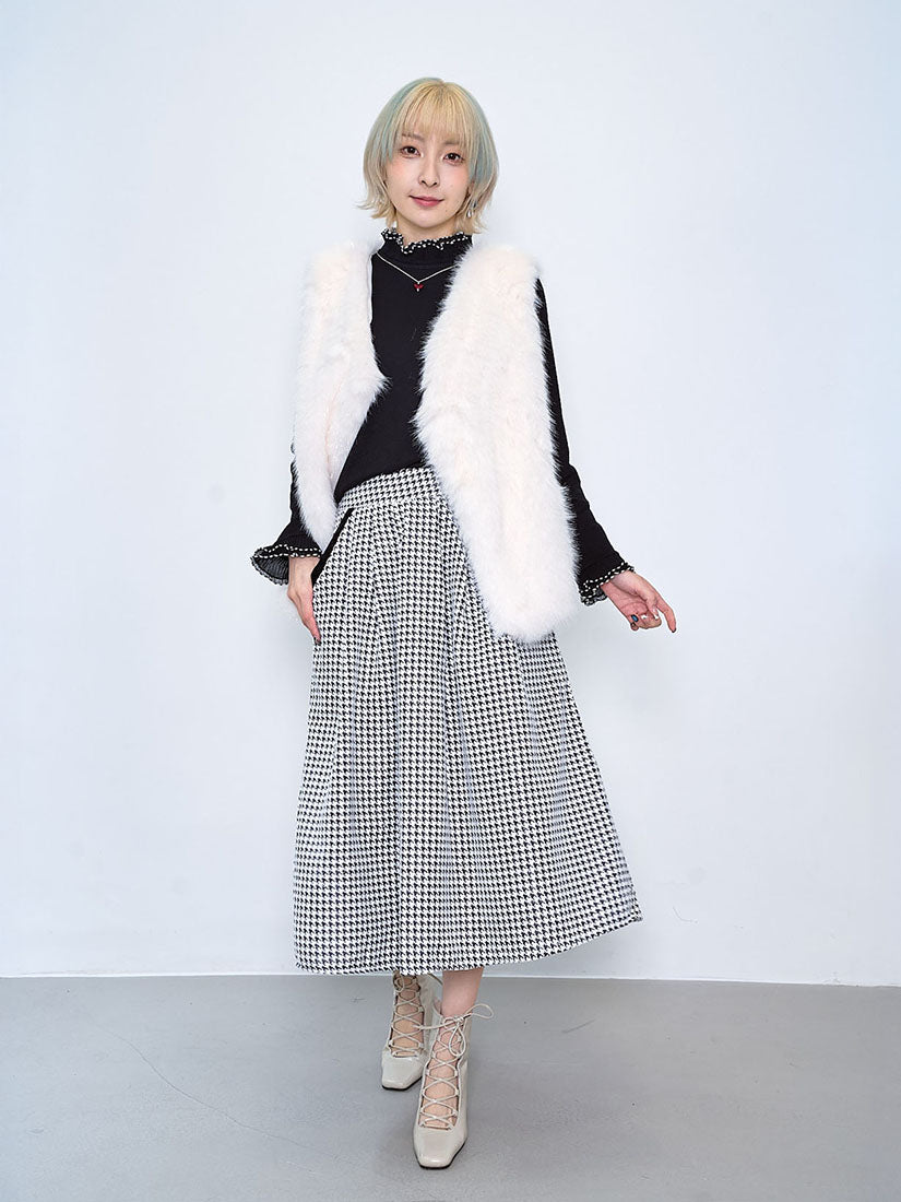 Houndstooth Textured Pleated Front Skirt