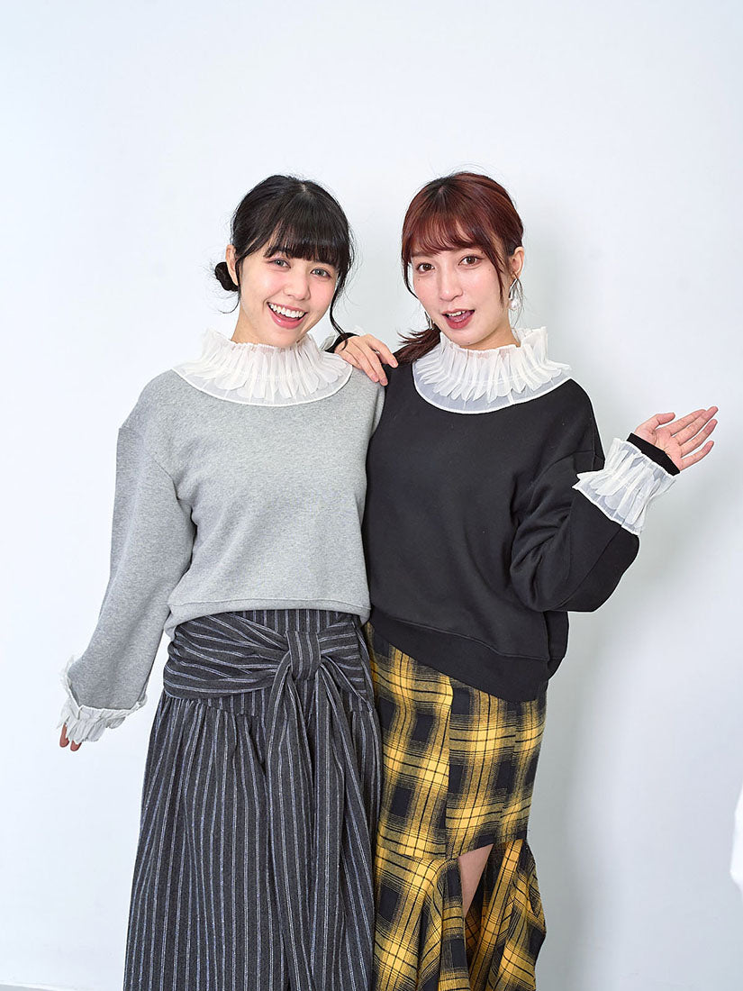 Chiffon Pleated Neck Sweatshirt (2 Colours)