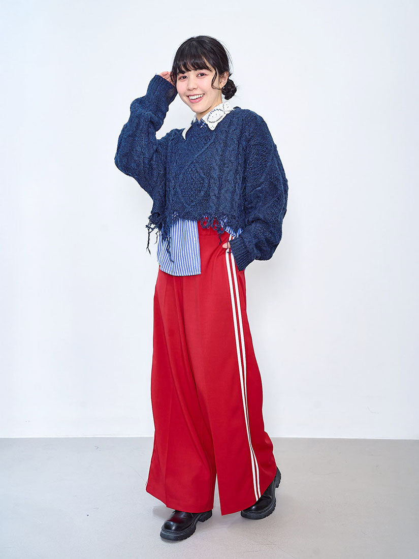 Distressed Cable Crop Sweater (2 Colours)