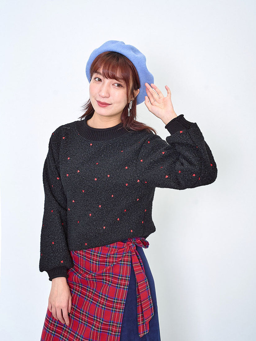 Heart Embroidered Fleece Sweatshirt (2 Colours)