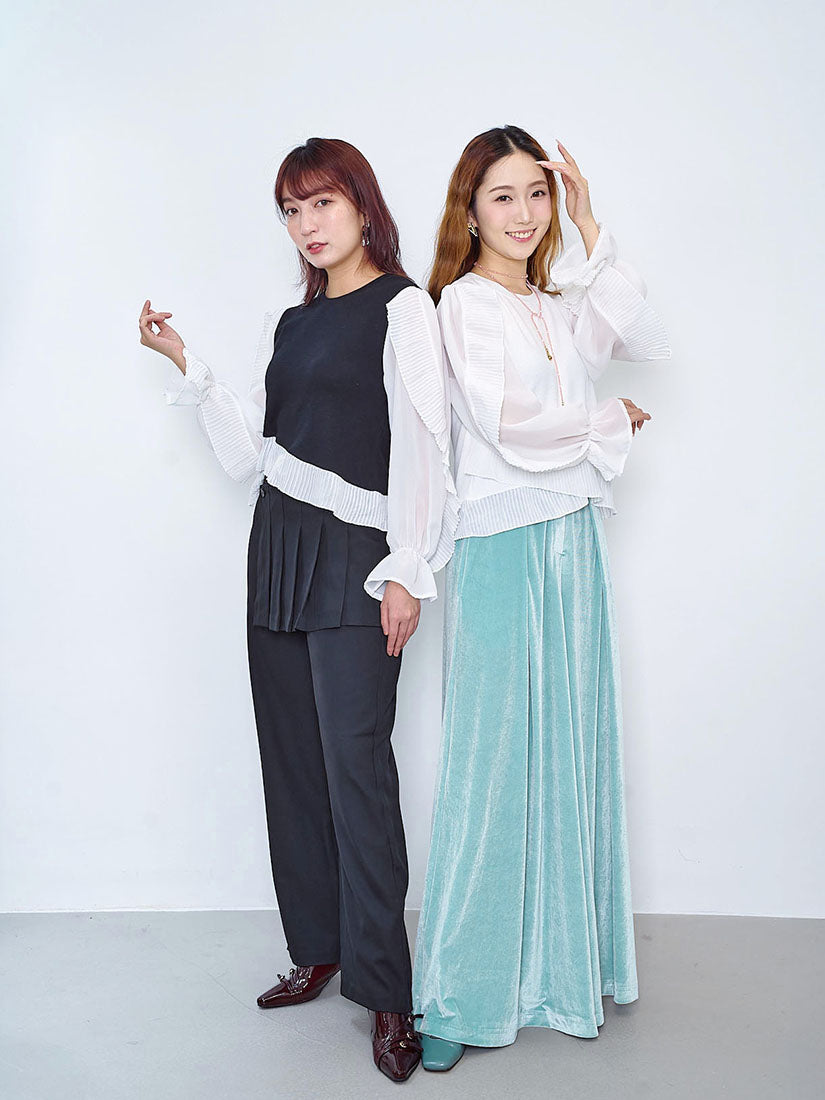 Pleated Ruffle Trim Top (2 Colours)