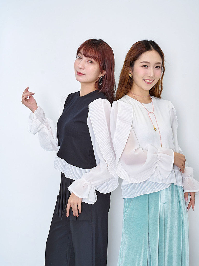 Pleated Ruffle Trim Top (2 Colours)