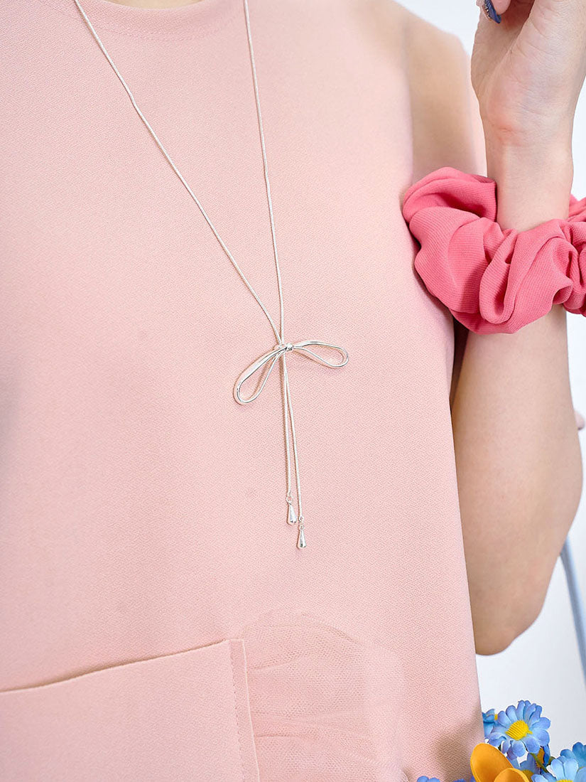 Silver Bow Necklace