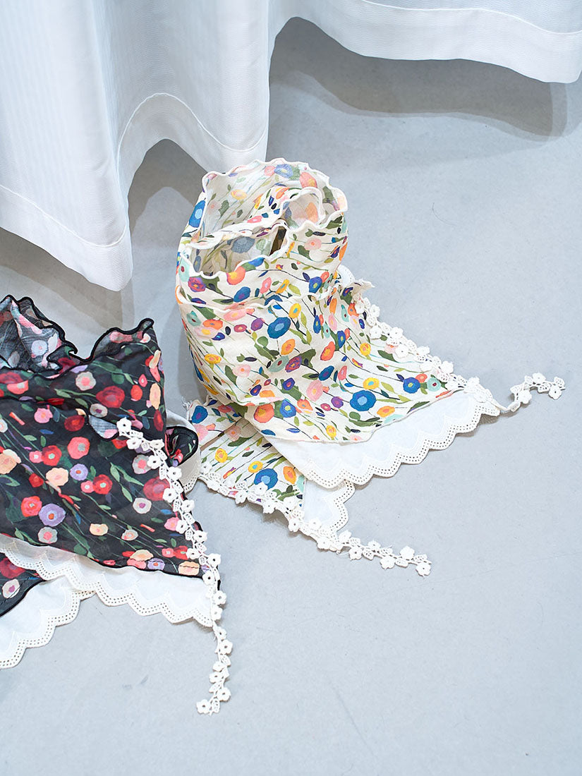 Lace Trim Floral Printed Scarf (2 Colours)