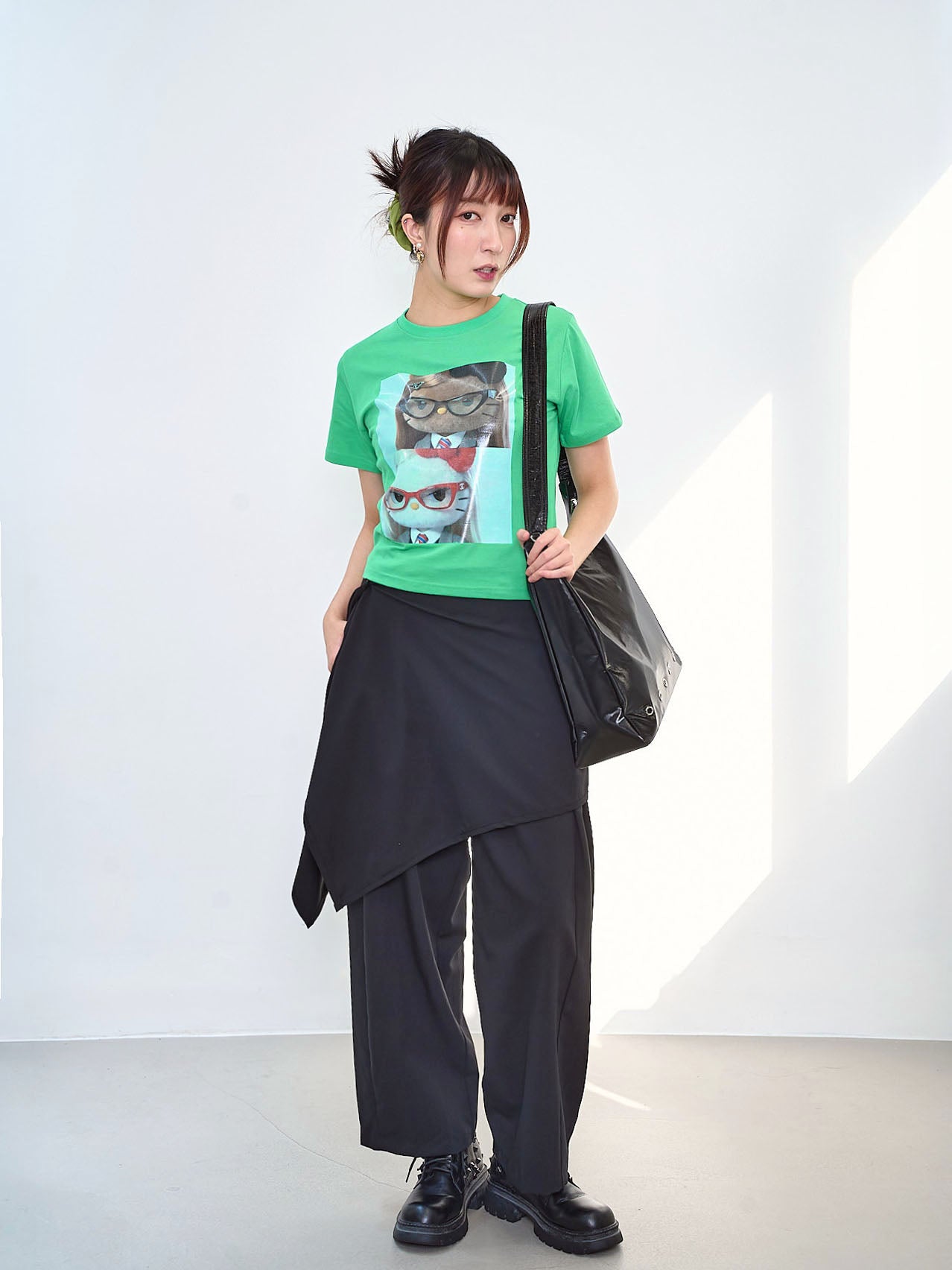 Miss Kitty Printed Tee (2 Colours)