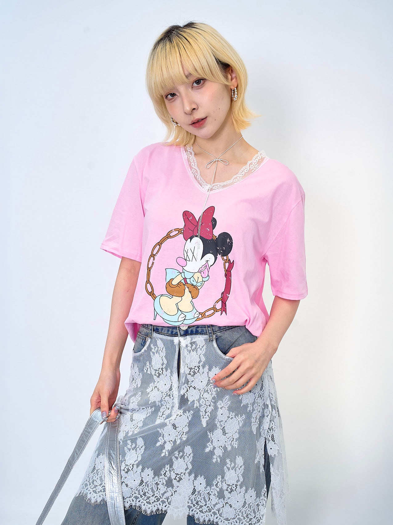 Lace V-Neck Fan-Made Minnie Tee (3 Colours)