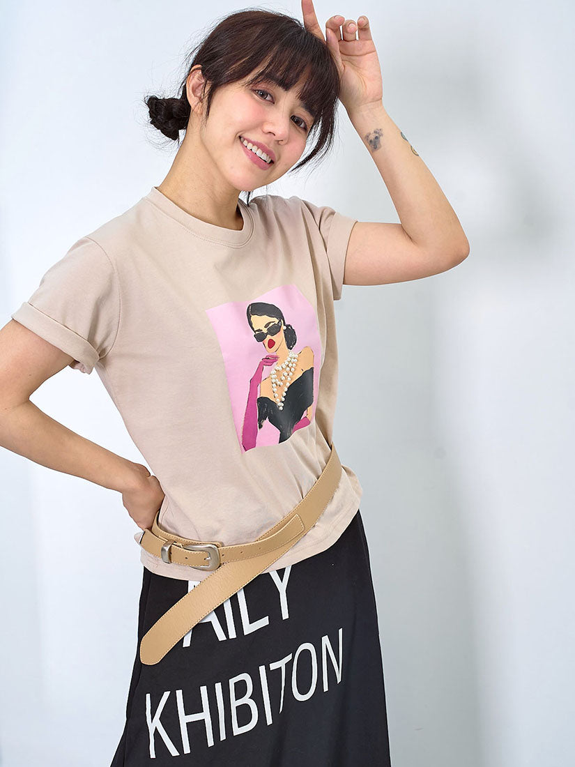 Pearl Stud Lady Painting Tee (2 Colours)