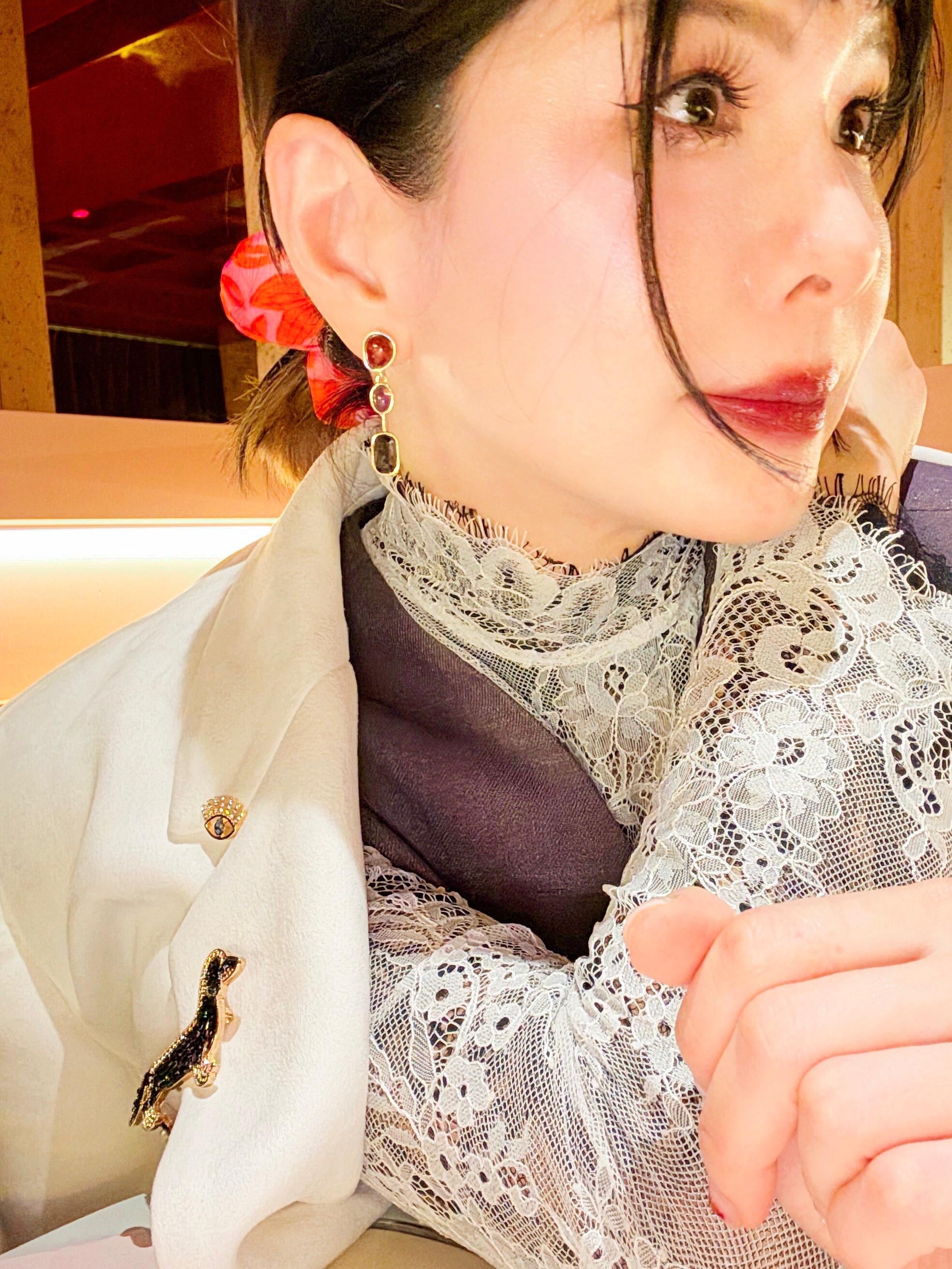 Cabochons Asymmetric Earrings