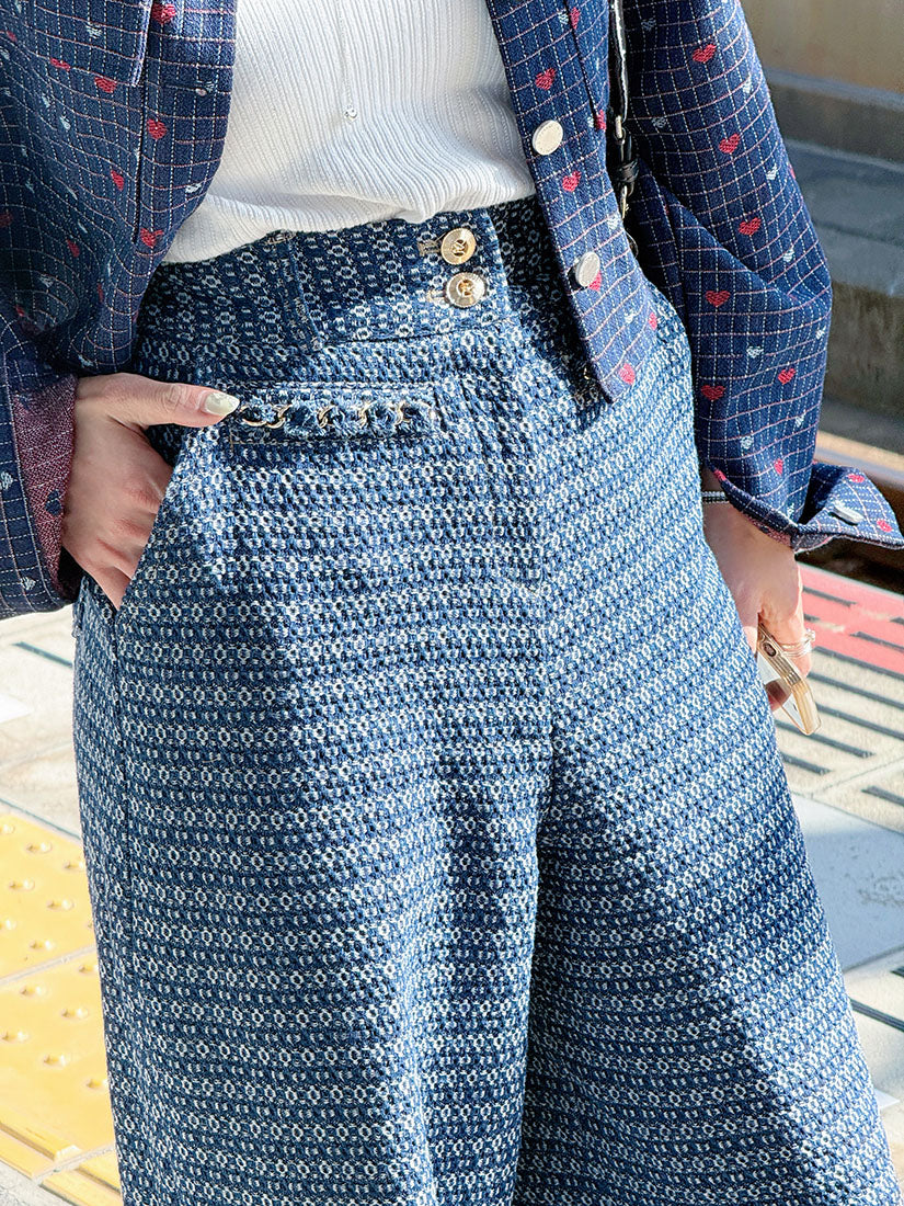 Chain Detail Textured Pattern Pants