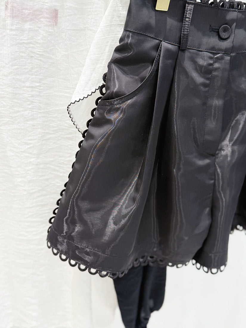 Lace Edge Shiny Pleated Shorts
