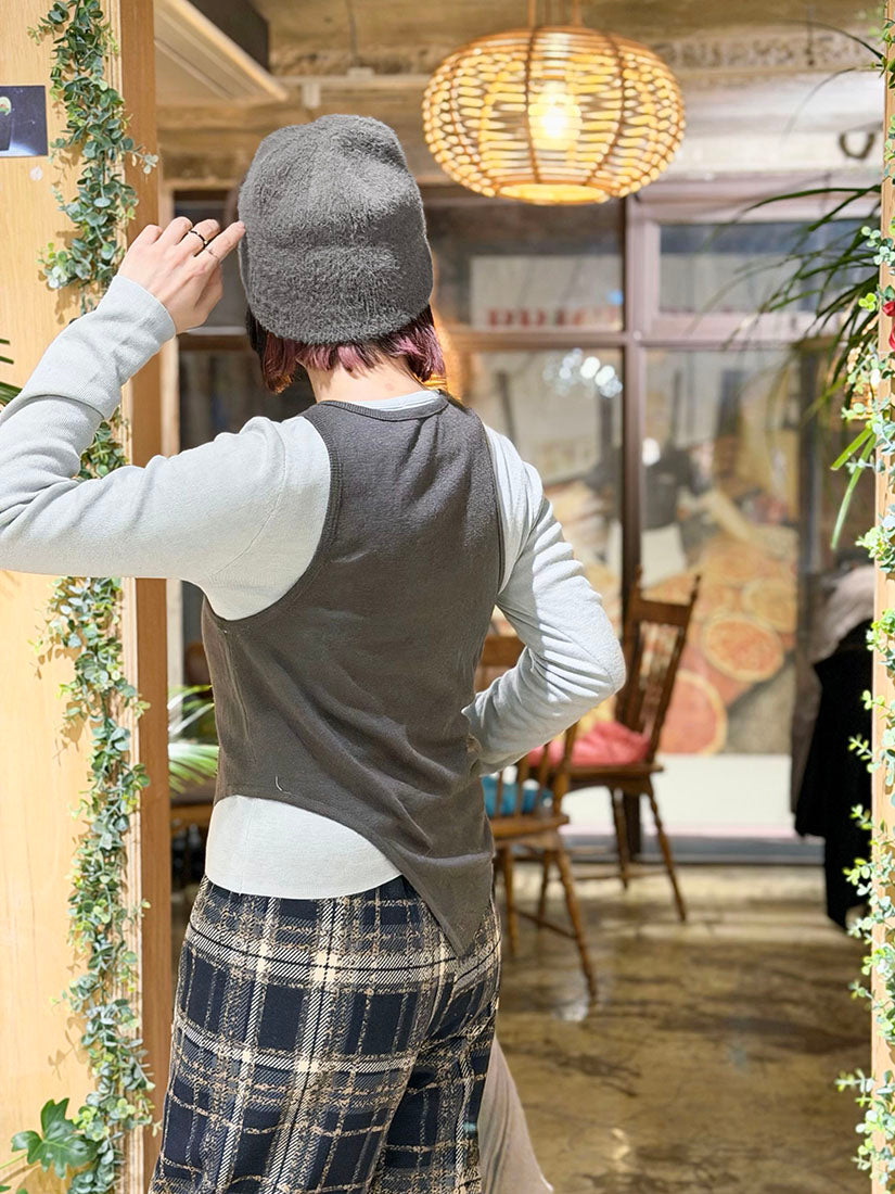 Knitted Top With Asymmetric Vest Set (2 Colours)