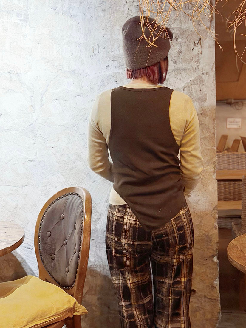 Knitted Top With Asymmetric Vest Set (2 Colours)