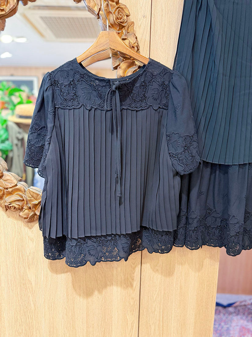 Pleated Back Embroidered Top(3 Colours )